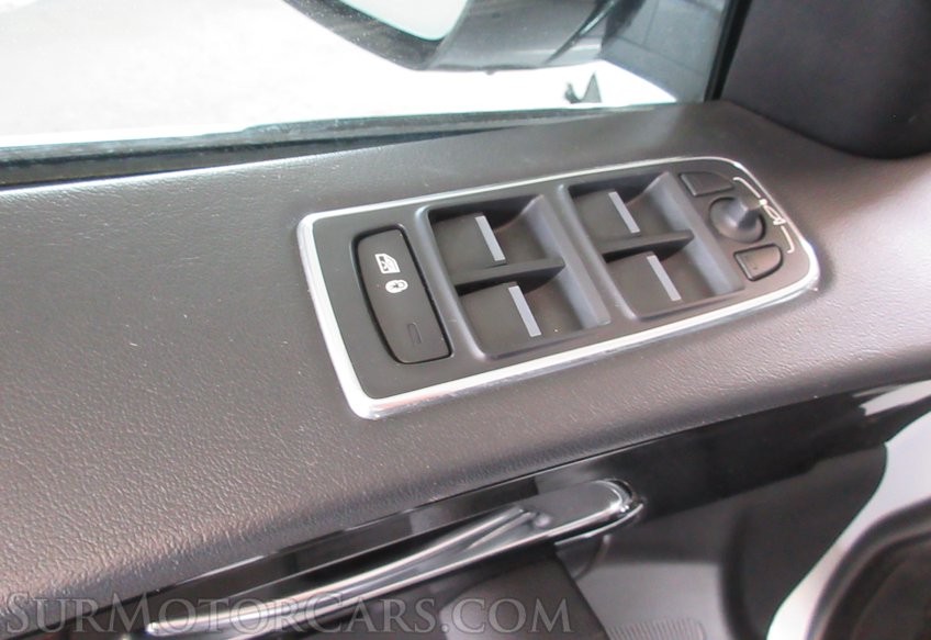 2018 Jaguar F-PACE - Image 62