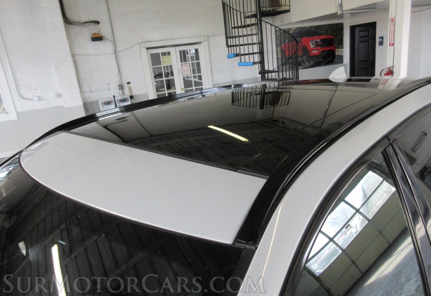 2018 Jaguar F-PACE - Image 19