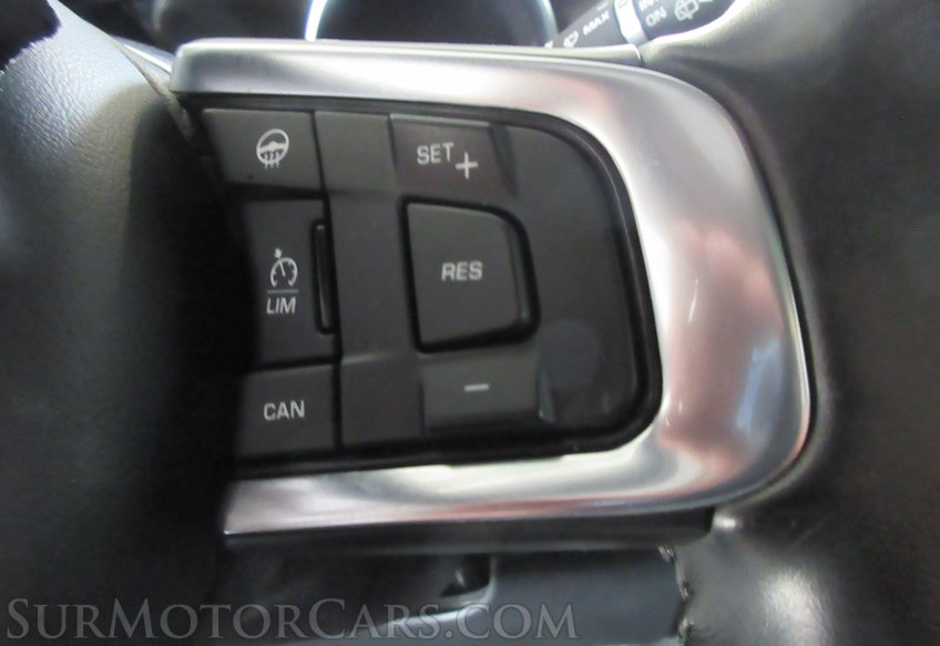 2018 Jaguar F-PACE - Image 42