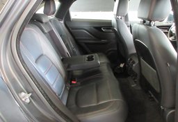 2018 Jaguar F-PACE - Image 37