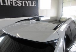 2018 Jaguar F-PACE - Image 17