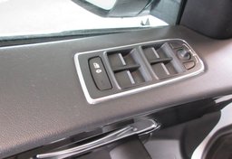 2018 Jaguar F-PACE - Image 62