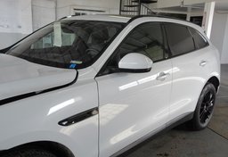 2018 Jaguar F-PACE - Image 20