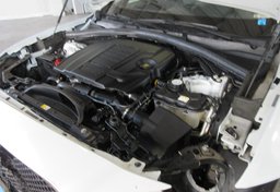 2018 Jaguar F-PACE - Image 70