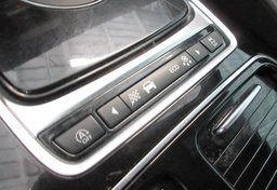 2018 Jaguar F-PACE - Image 46