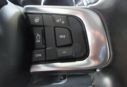 2018 Jaguar F-PACE - Image 42