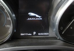 2018 Jaguar F-PACE - Image 45