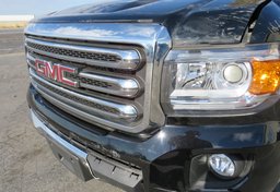 2018 GMC Canyon - Image 17