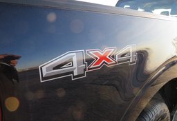 2022 Ford F-150 - Image 14