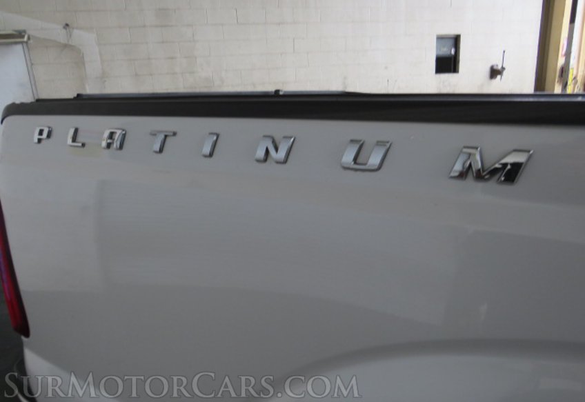 2015 Ford Super Duty F-350 SRW - Image 35