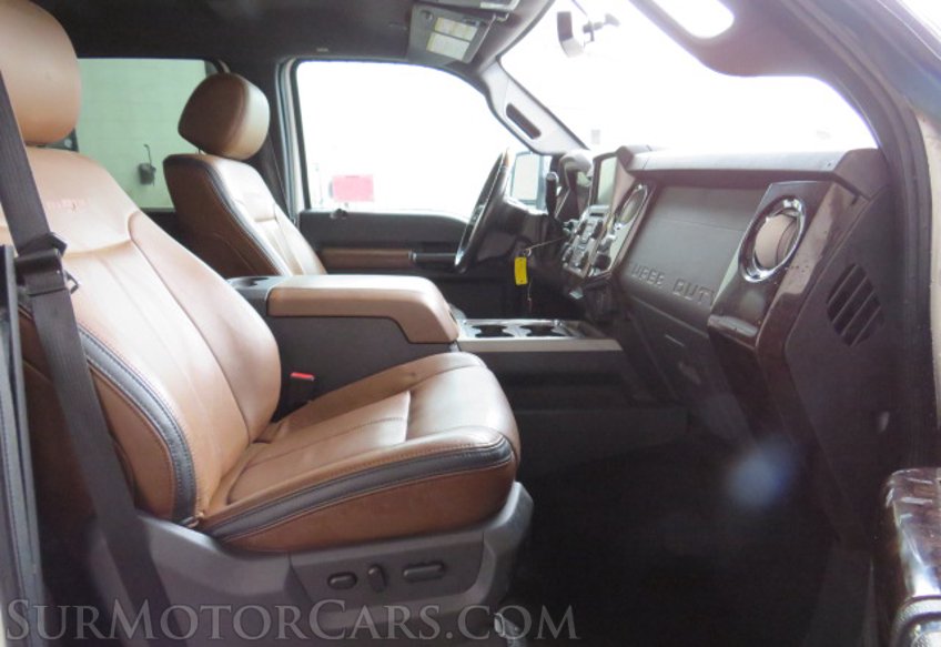 2015 Ford Super Duty F-350 SRW - Image 23