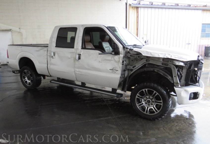 2015 Ford Super Duty F-350 SRW - Image 6