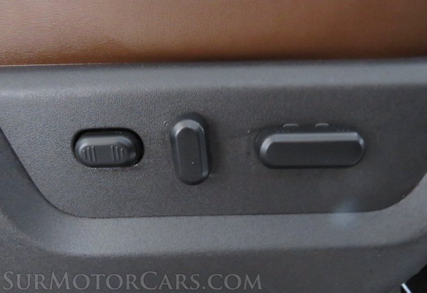 2015 Ford Super Duty F-350 SRW - Image 28