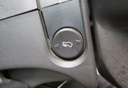 2015 Ford Super Duty F-350 SRW - Image 45