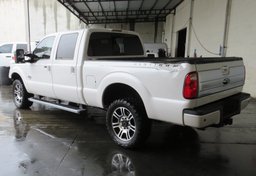 2015 Ford Super Duty F-350 SRW - Image 3