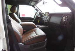 2015 Ford Super Duty F-350 SRW - Image 26