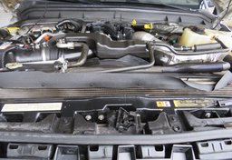 2015 Ford Super Duty F-350 SRW - Image 31