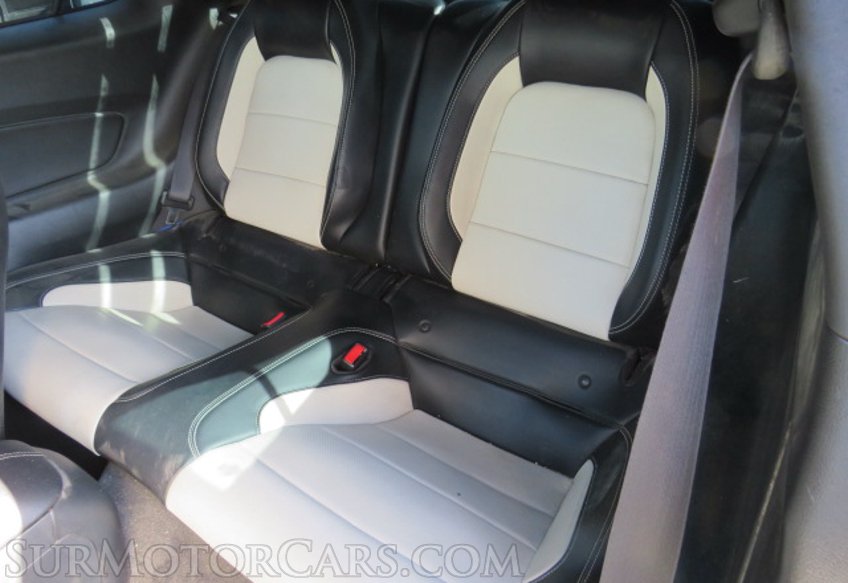 2015 Ford Mustang - Image 27