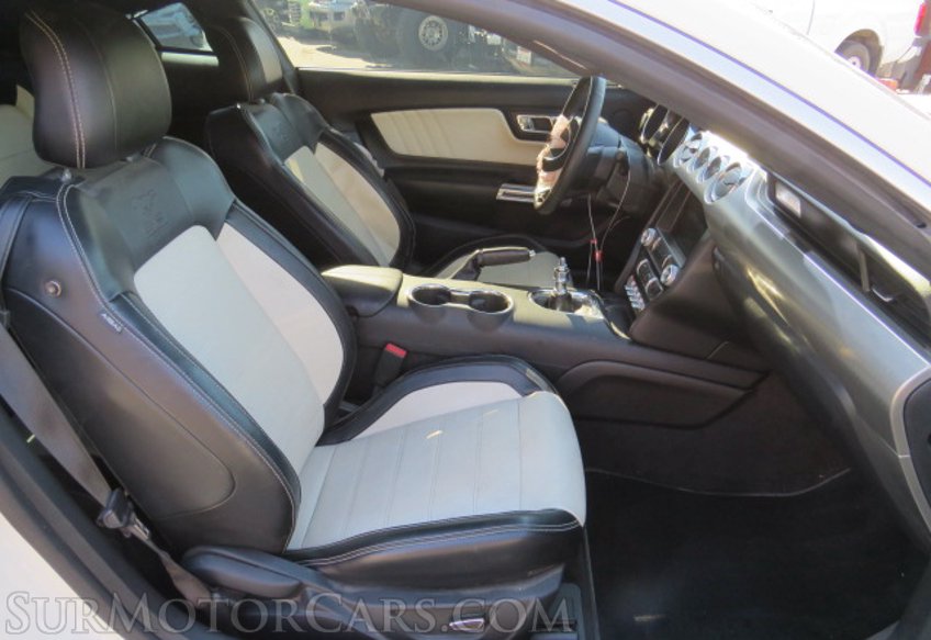 2015 Ford Mustang - Image 24