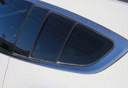 2015 Ford Mustang - Image 18