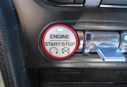 2015 Ford Mustang - Image 37