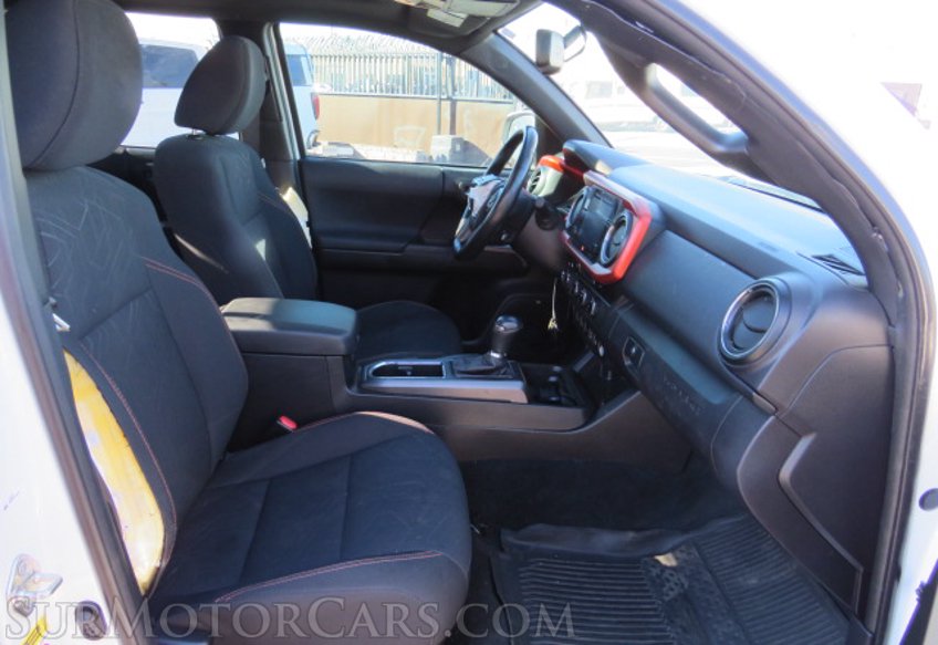 2016 Toyota Tacoma - Image 27