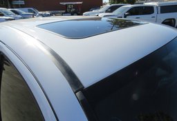 2016 Toyota Tacoma - Image 19