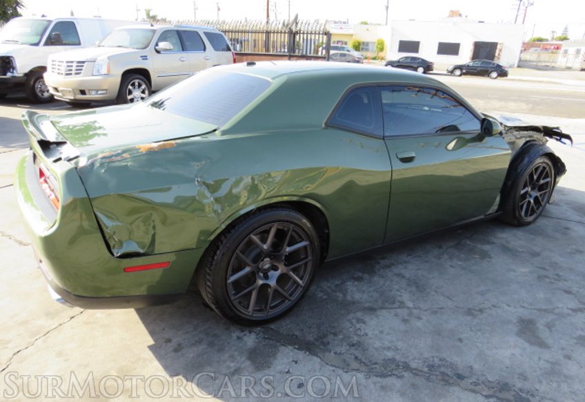 2018 Dodge Challenger - Image 10