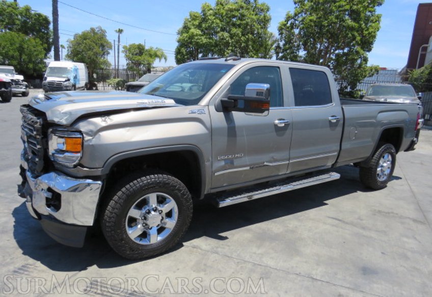 2017 GMC Sierra 2500HD - Image 2