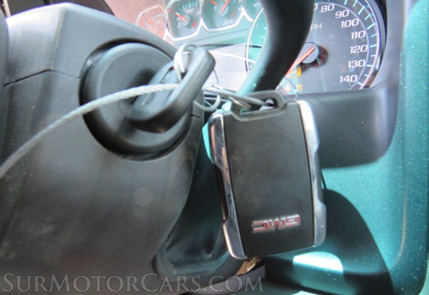 2017 GMC Sierra 2500HD - Image 38