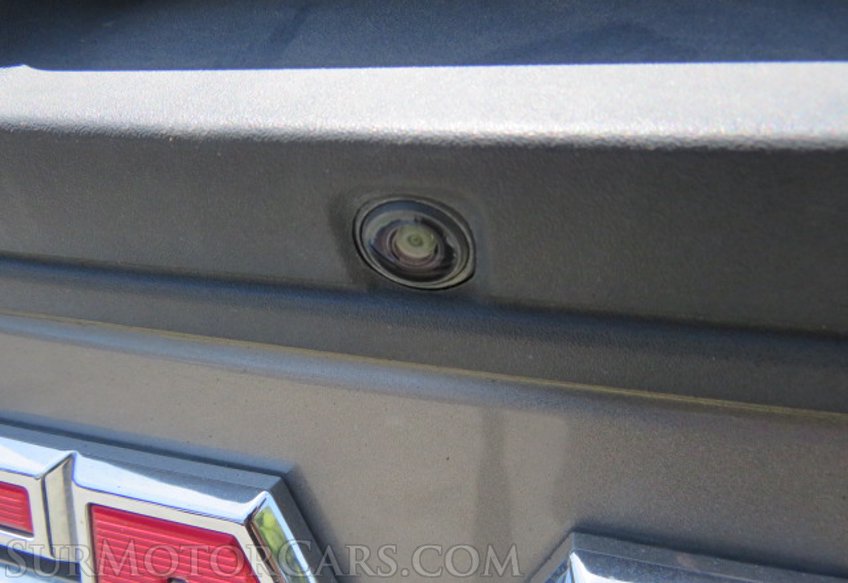 2017 GMC Sierra 2500HD - Image 18