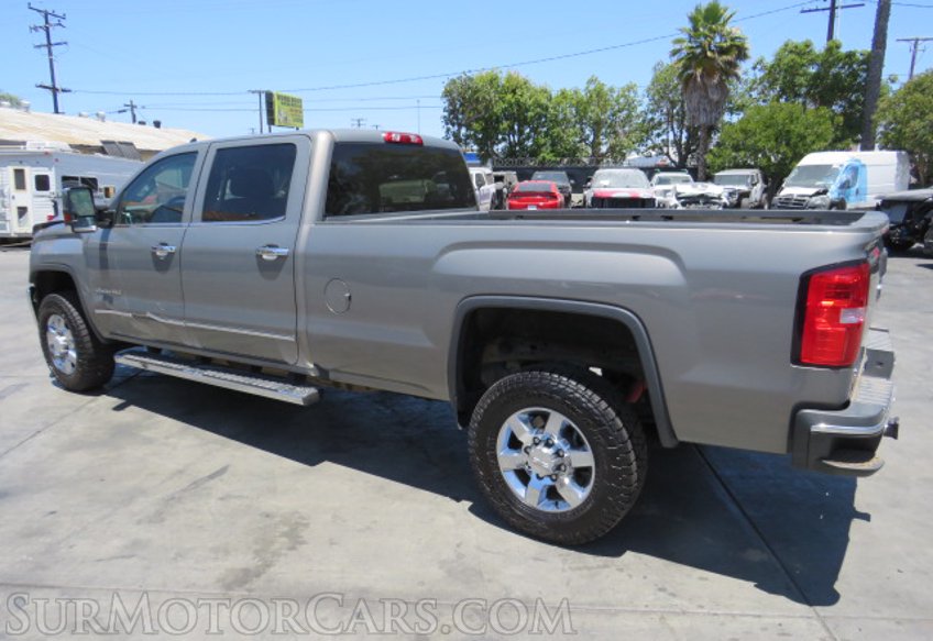 2017 GMC Sierra 2500HD - Image 5