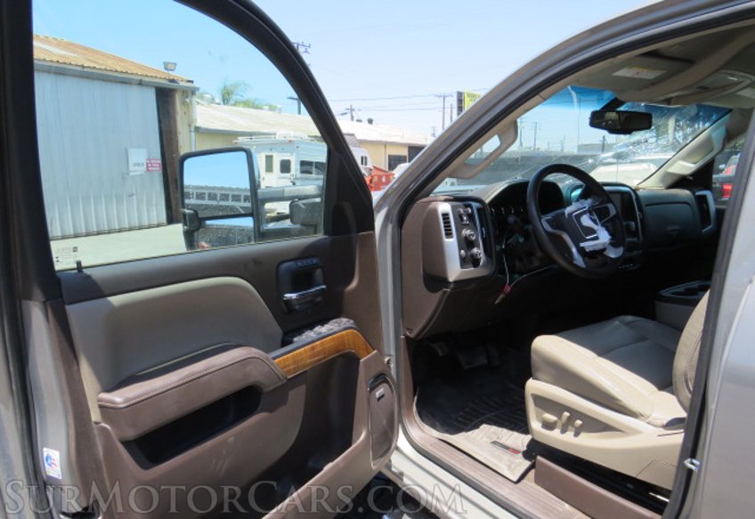 2017 GMC Sierra 2500HD - Image 23