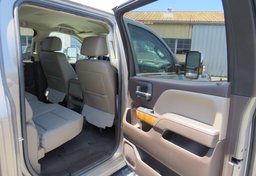 2017 GMC Sierra 2500HD - Image 26