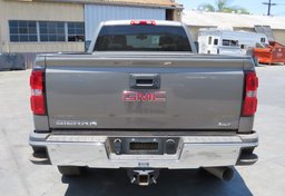 2017 GMC Sierra 2500HD - Image 10