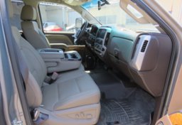 2017 GMC Sierra 2500HD - Image 30