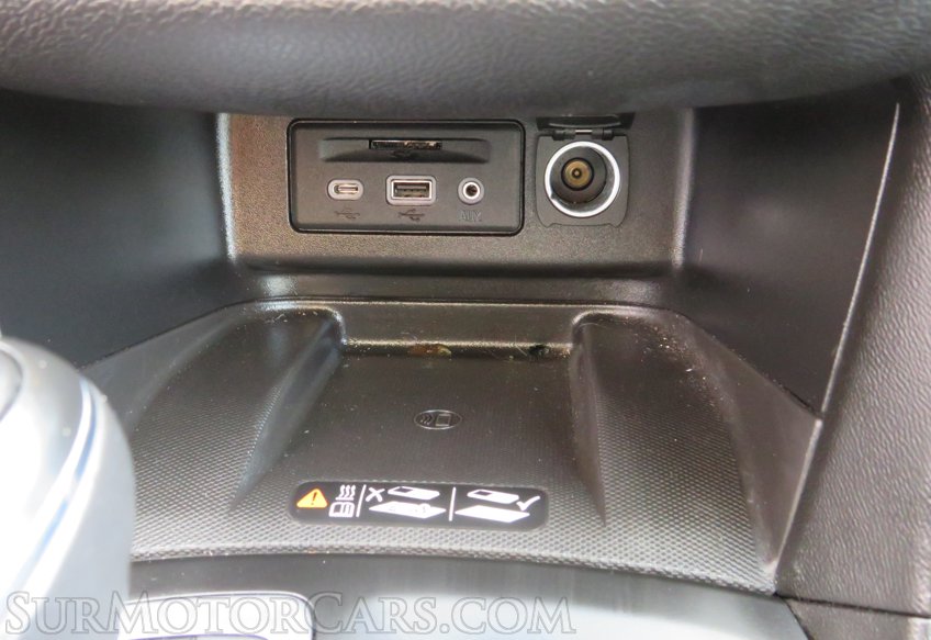 2019 Chevrolet Equinox - Image 40