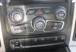 2018 Ram 1500 - Image 37