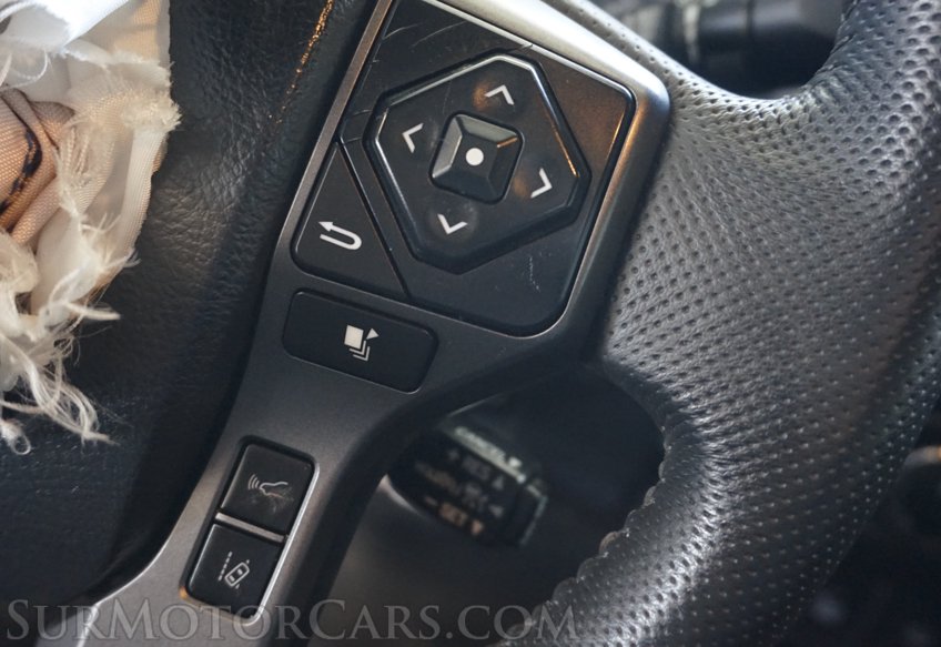 2020 Toyota Tacoma - Image 38