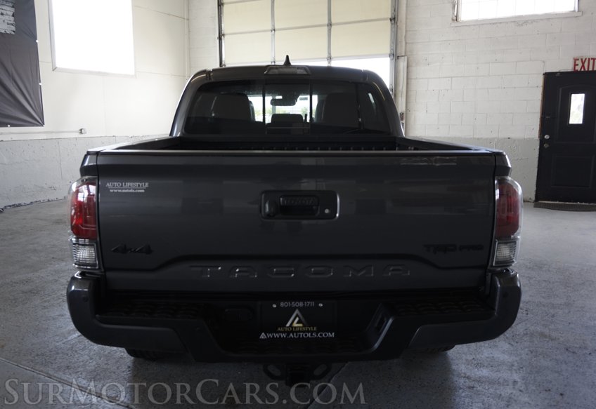 2020 Toyota Tacoma - Image 11