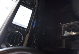 2020 Toyota Tacoma - Image 36