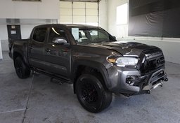 2020 Toyota Tacoma - Image 2