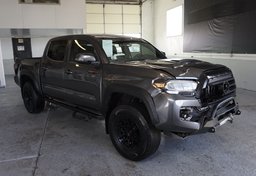 2020 Toyota Tacoma - Image 4