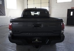 2020 Toyota Tacoma - Image 11