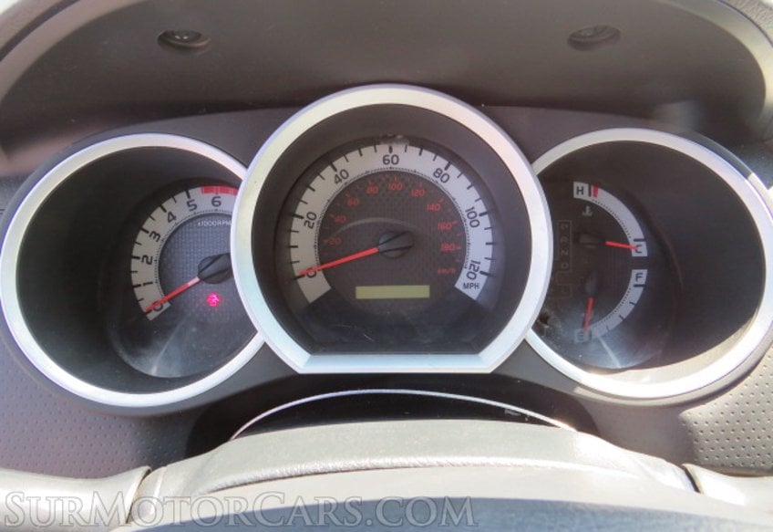 2015 Toyota Tacoma - Image 39
