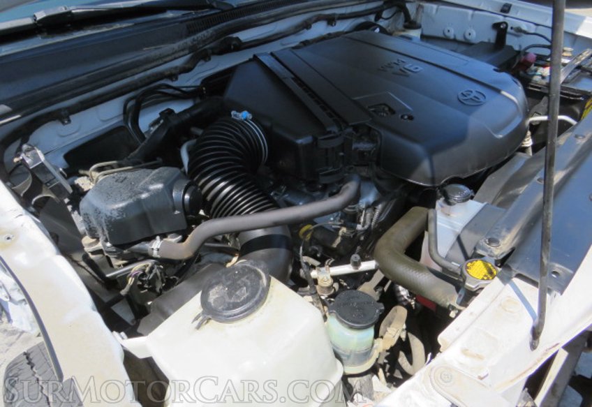 2015 Toyota Tacoma - Image 49