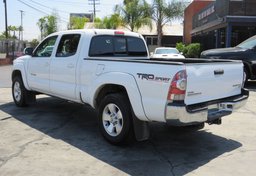 2015 Toyota Tacoma - Image 5