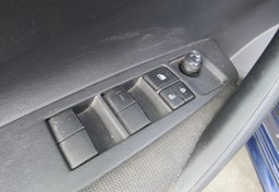 2020 Toyota Corolla - Image 40