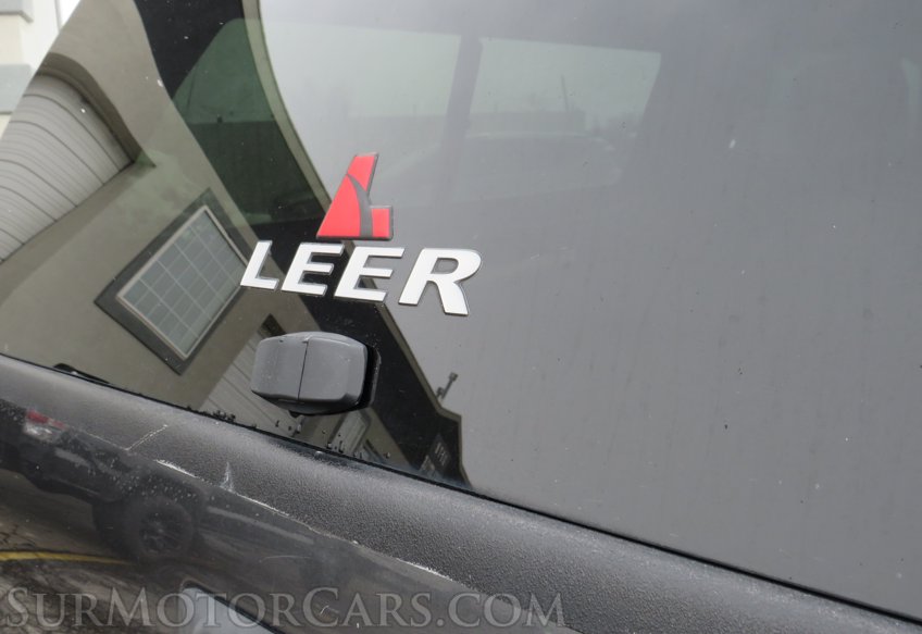 2015 Toyota Tacoma - Image 18