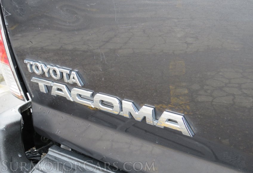 2015 Toyota Tacoma - Image 26